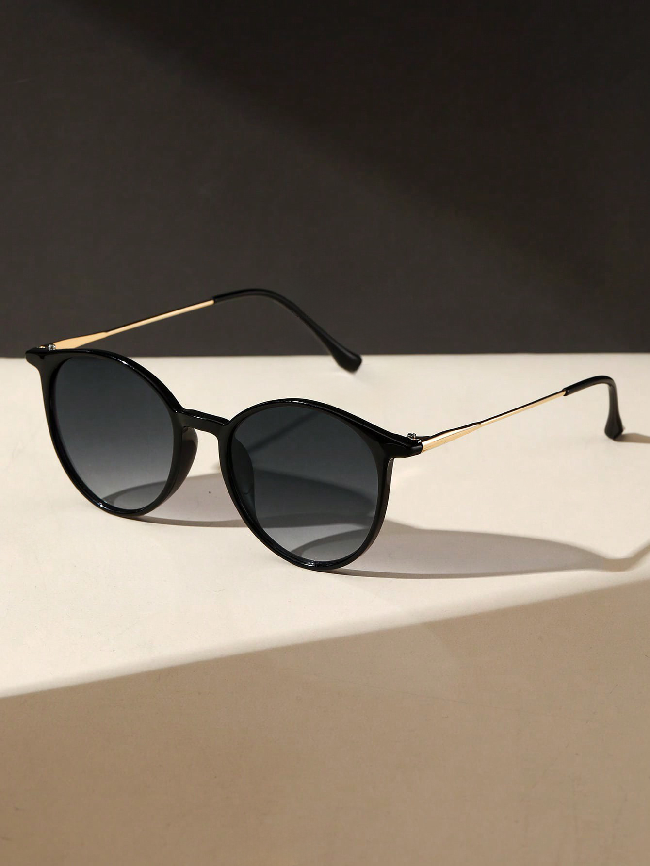 1PC Fashion Round Metal Women  - đánh giá và giá Men'S Fashion Accessories